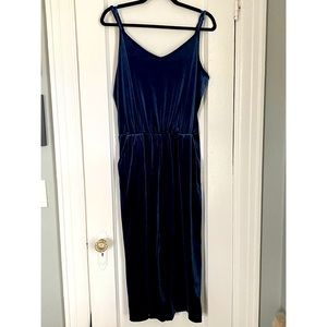 💙Blue Crushed Velvet Romper💙